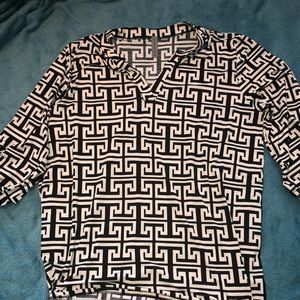 Honey Me pattern blouse
